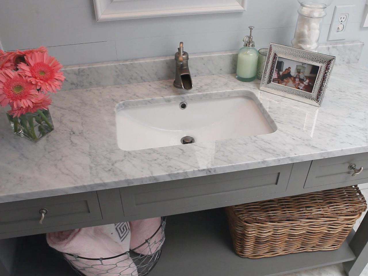 White Marble Bathroom Vanity Countertops