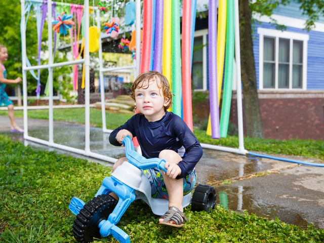A Boy Named Parker: Kid car wash sprinkler DIY
