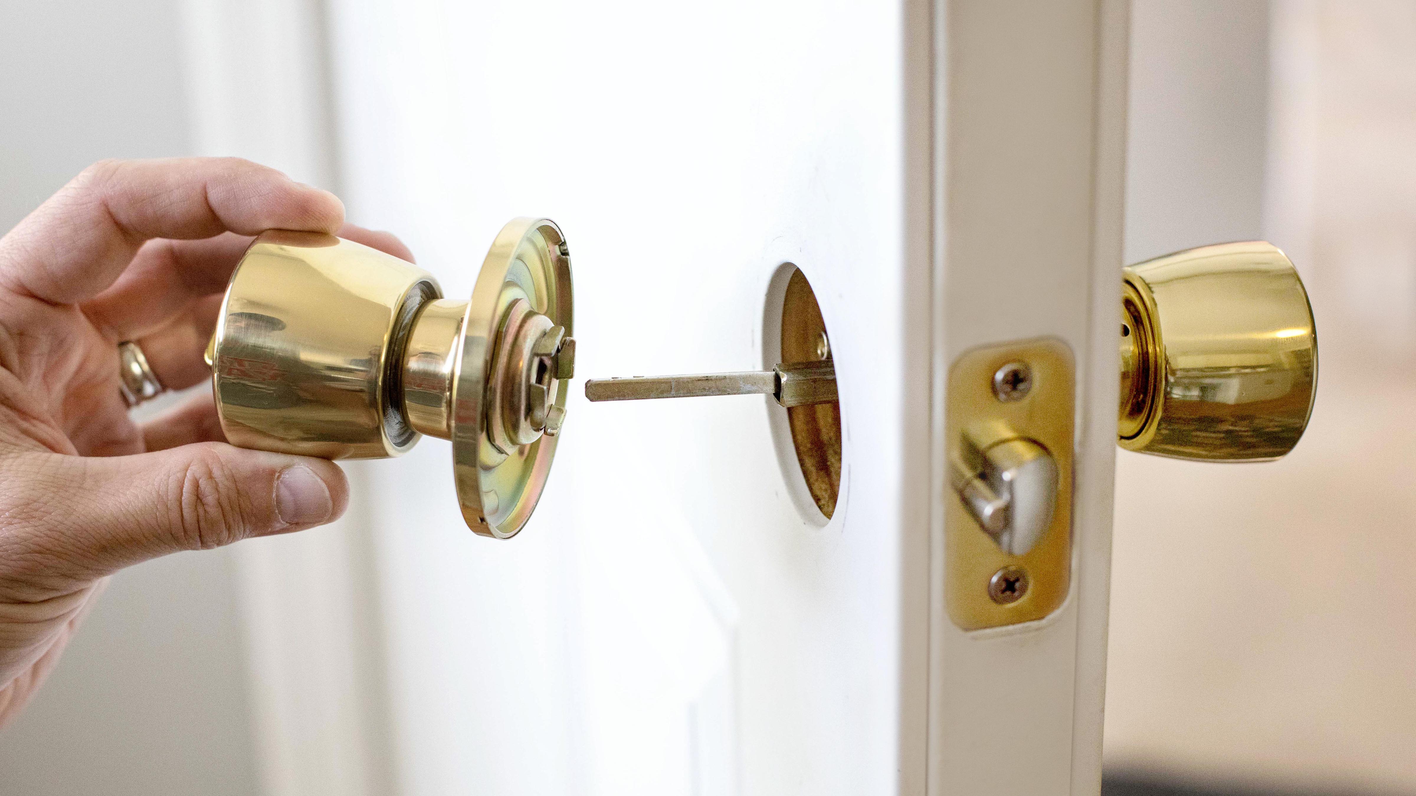 Should You Use the Same Door Knob for Every Door at Home